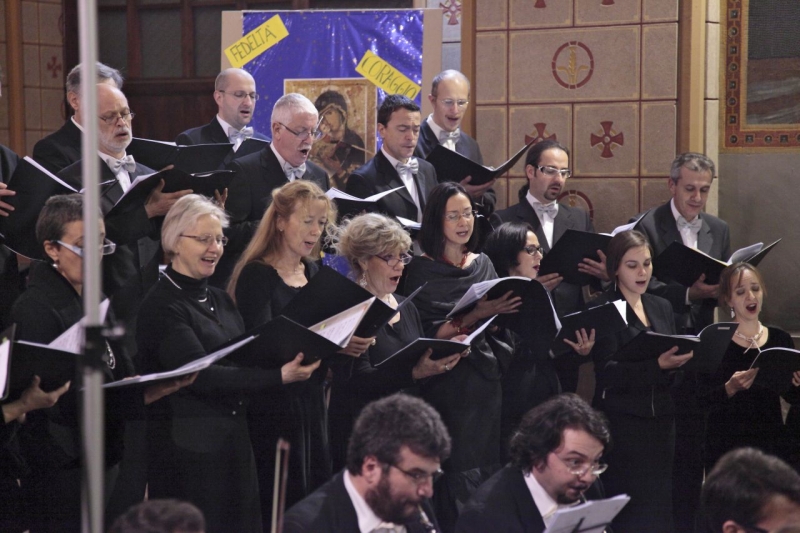 Coro Bach - Mani Tese - Milano Corpus Domini 111215 10