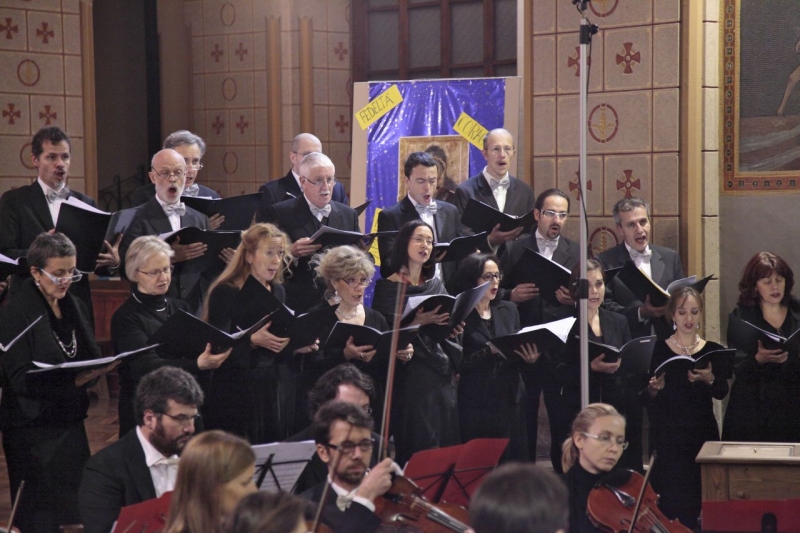 Coro Bach - Mani Tese - Milano Corpus Domini 111215 13