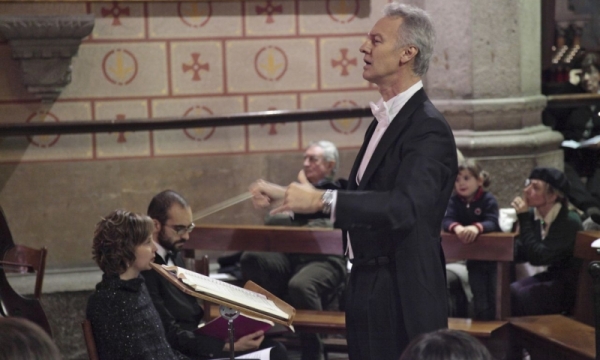 Coro Bach - Mani Tese - Milano Corpus Domini 111215 09